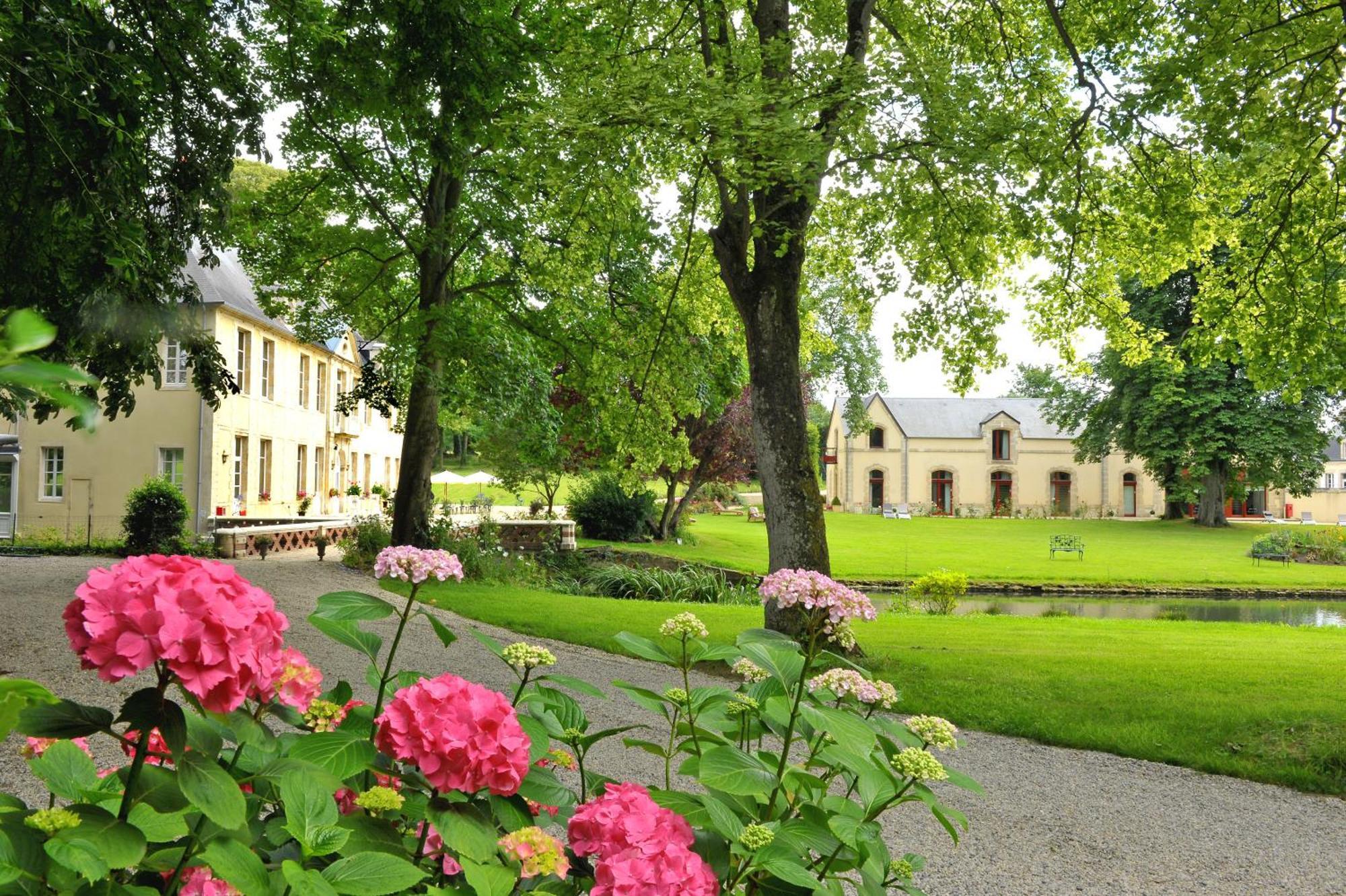 Chateau De Bellefontaine - Teritoria Hotel Bayeux Exterior photo